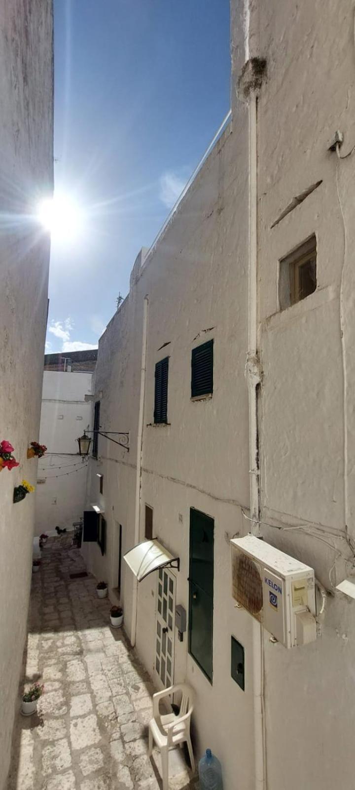 Dimora Lavinia Casa Vacanze Centro Storico Ostuni Habitación foto