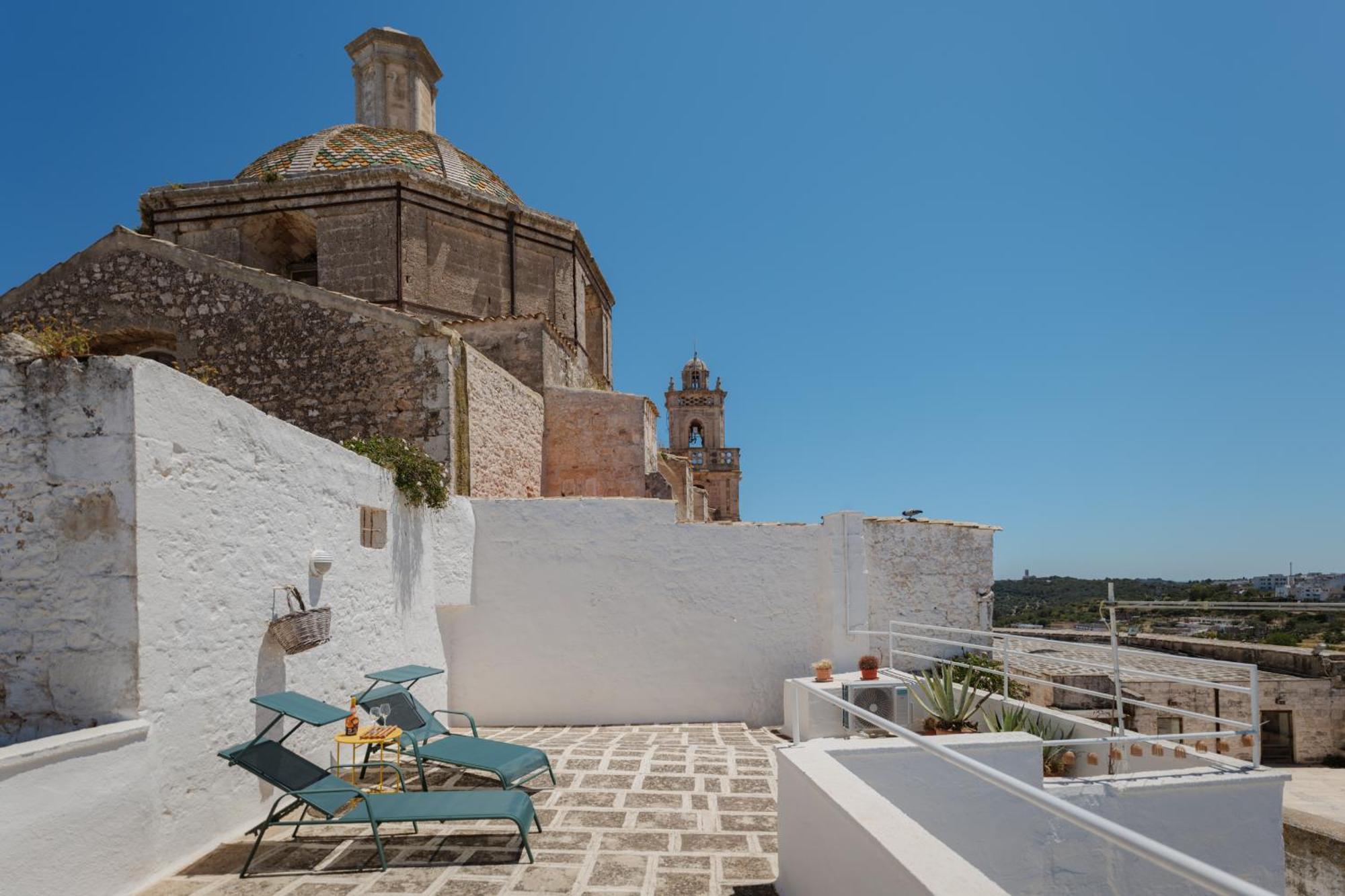 Dimora Lavinia Casa Vacanze Centro Storico Ostuni Exterior foto
